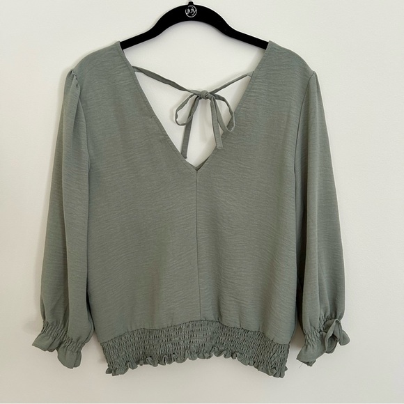 Maurices Sage Green Blouse - Picture 3 of 5